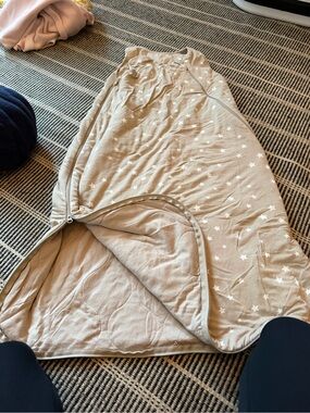 GUNAMUNA Neutral Star-Print Baby Sleep Sack - Soft Beige